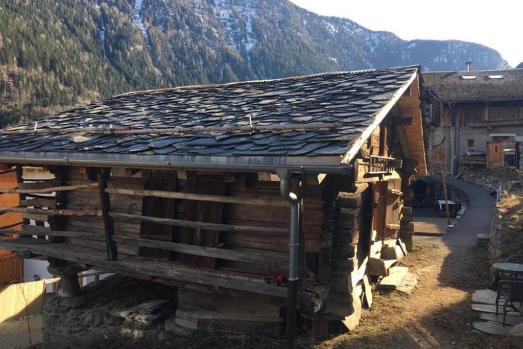 La Cabane De L'Homme Tranquille Le Tretien Eksteriør bilde